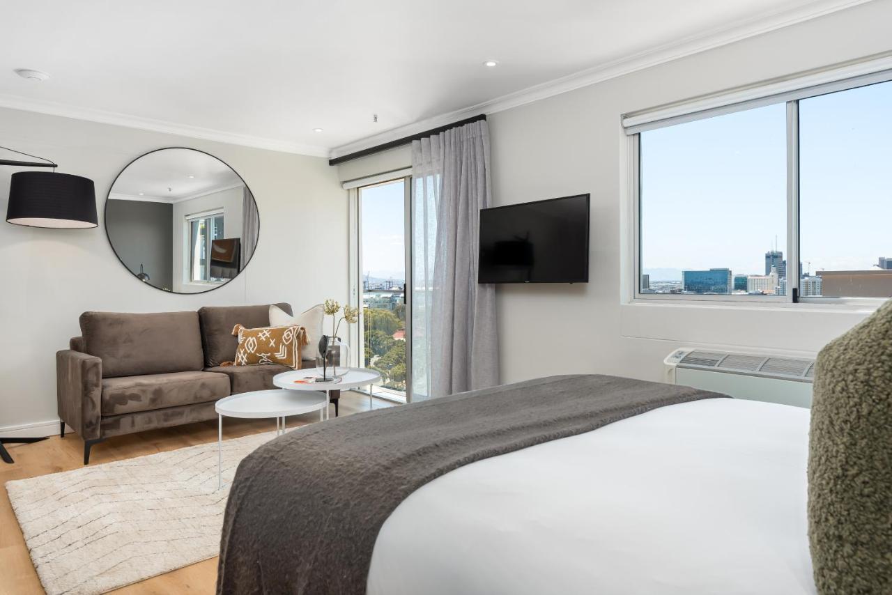 Point Break Luxury Apartments Fokváros Kültér fotó