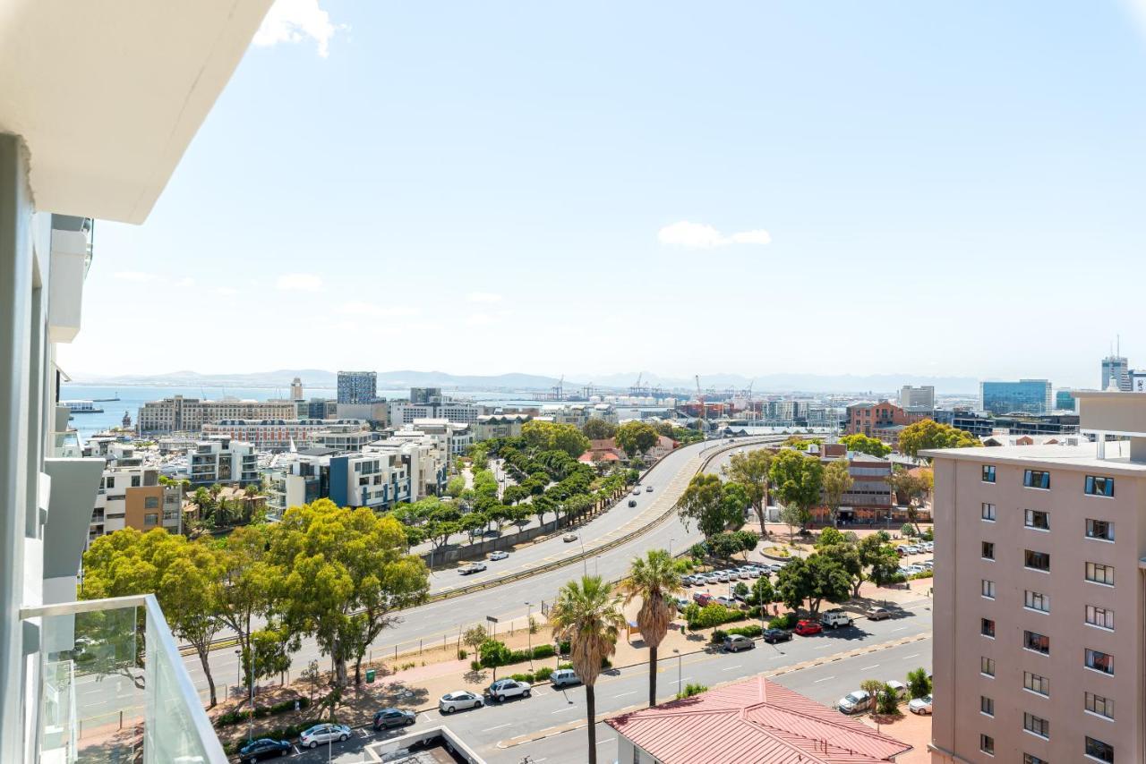 Point Break Luxury Apartments Fokváros Kültér fotó
