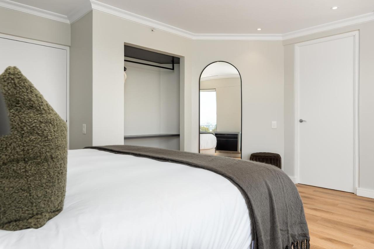 Point Break Luxury Apartments Fokváros Kültér fotó