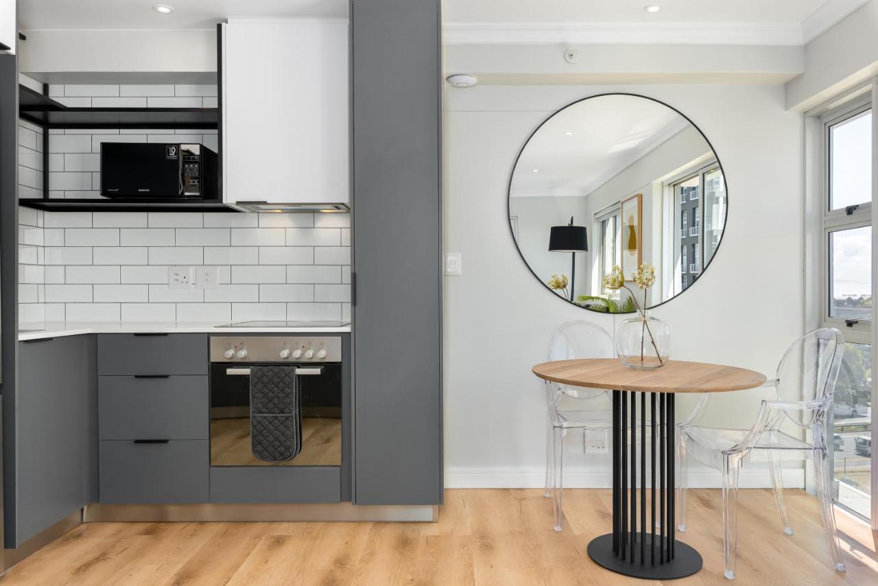 Point Break Luxury Apartments Fokváros Kültér fotó